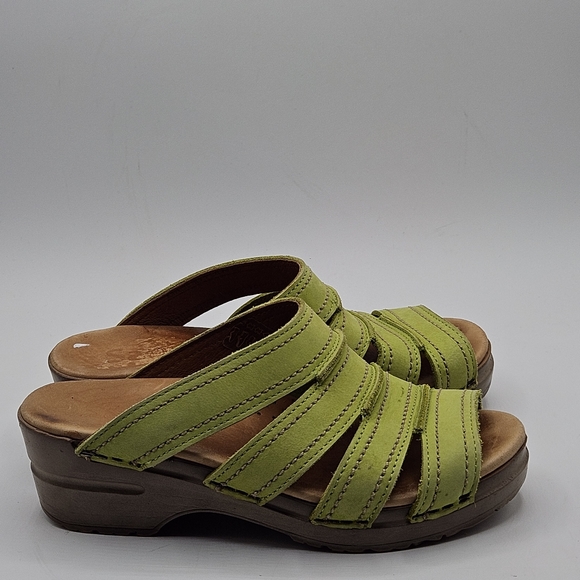 Sanita leather 2" heel size 36  us 4.5/5 lime green sandals - Picture 12 of 15